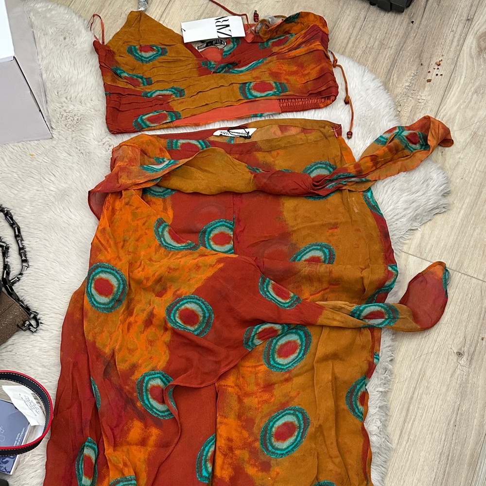 NWT Zara Red and Orange Patterned Two-Piece Set, wide leg pants and matching top